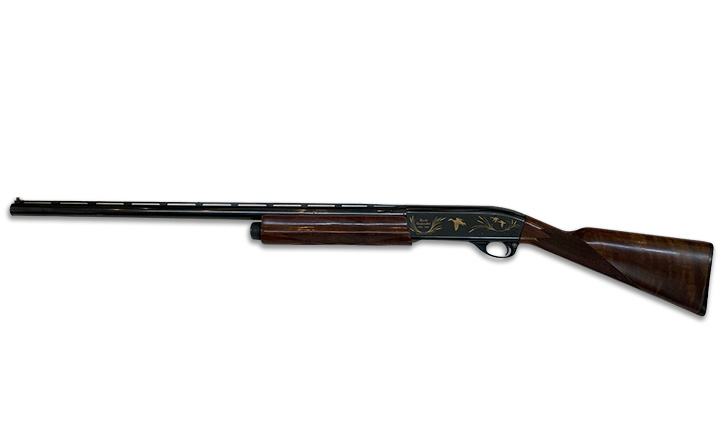 中古散弾銃　レミントン　1100記念銃　12-30”