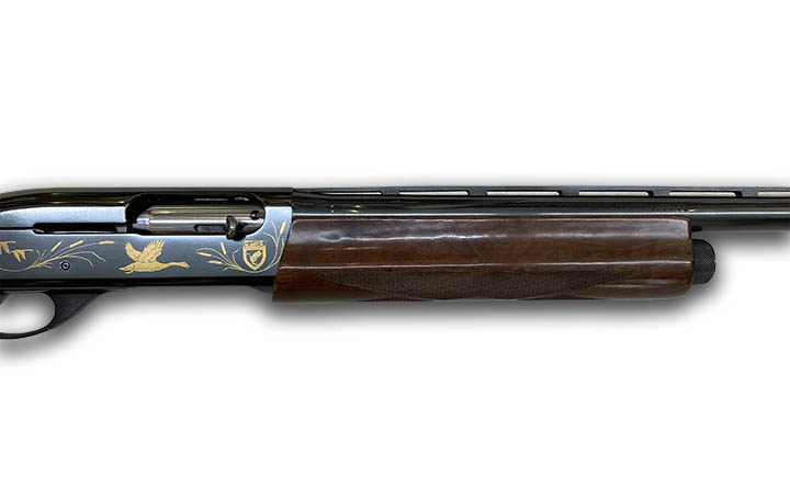 中古散弾銃　レミントン　1100記念銃　12-30”