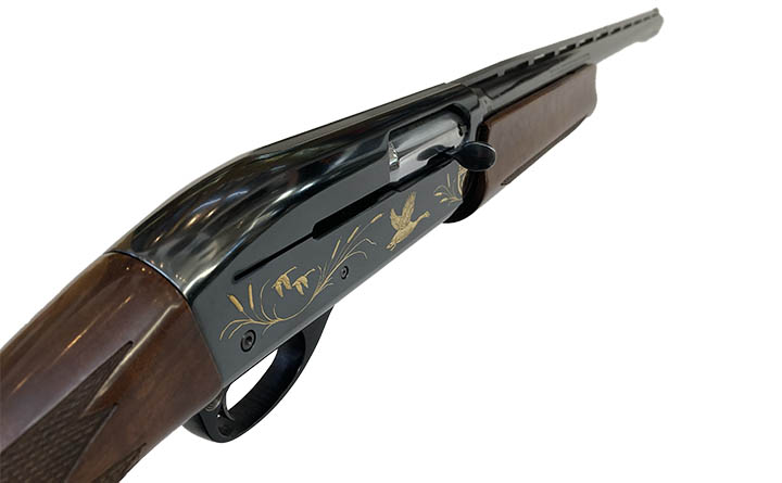 中古散弾銃　レミントン　1100記念銃　12-30”