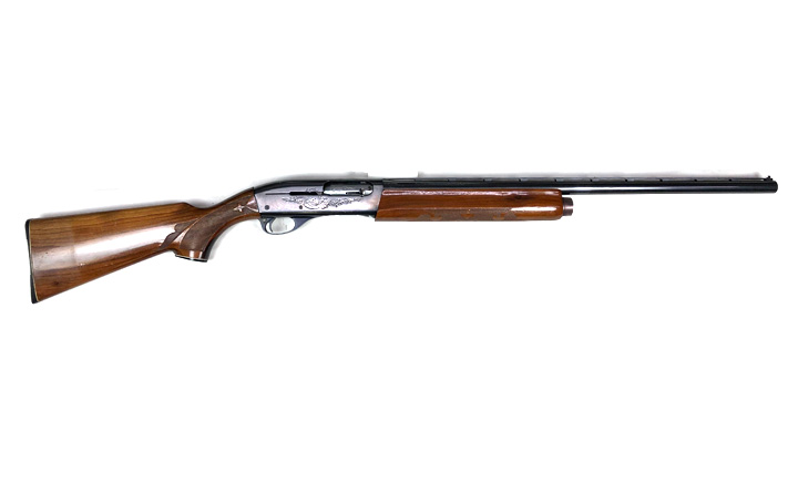 中古散弾銃　レミントン　1100　12-26”